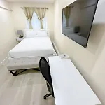 Chic Flushing Retreat, Newly Renovated Suites For Short Term Stays